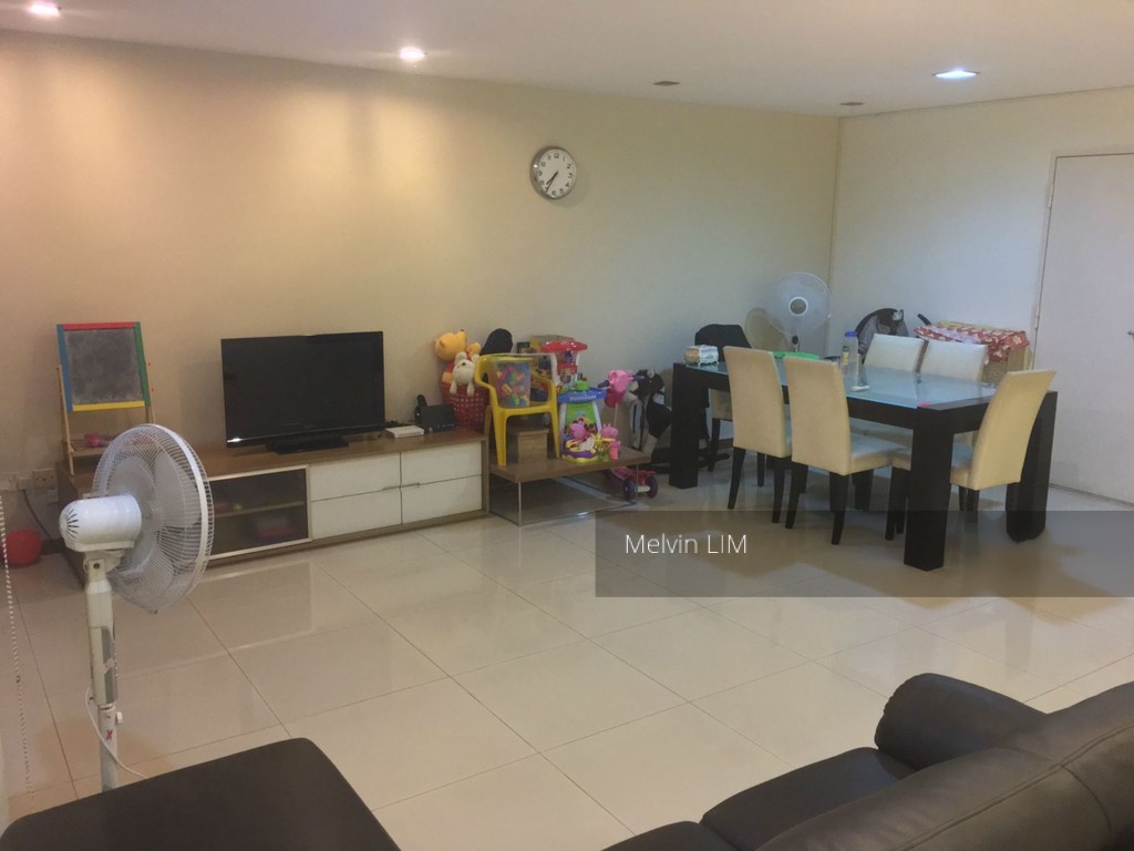 Compassvale Crescent thumbnail photo
